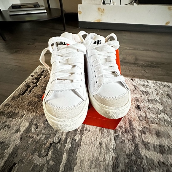 Nike Blazer - Picture 6 of 11